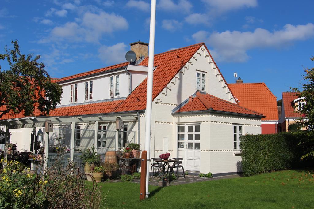 Hjarbaek Bed And Breakfast Extérieur photo